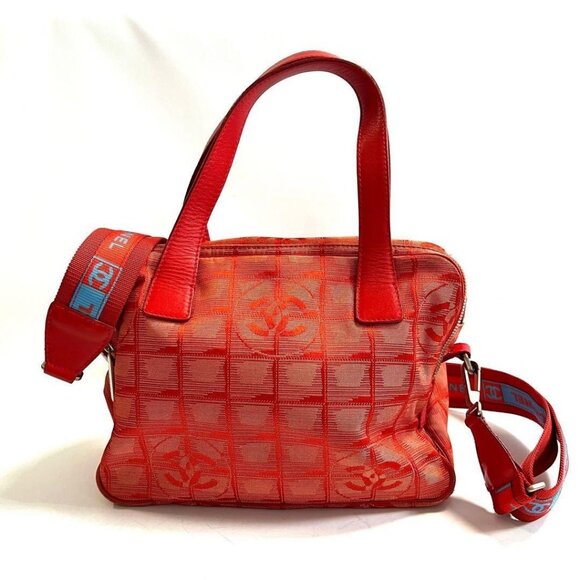 Authentic CHANEL CC Logo Sports Line Red Tote Bag Shoulder Bag Crossbody Bag - Picture 2 of 12